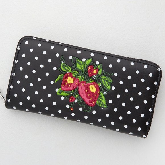 NEW Picking Wild Strawberries Wallet by Royal Monk - Picture 1 of 8